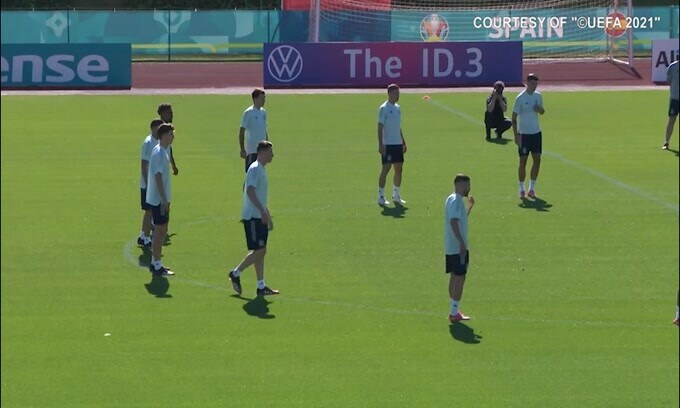 Euro 2020, l'allenamento della vigilia della Spagna