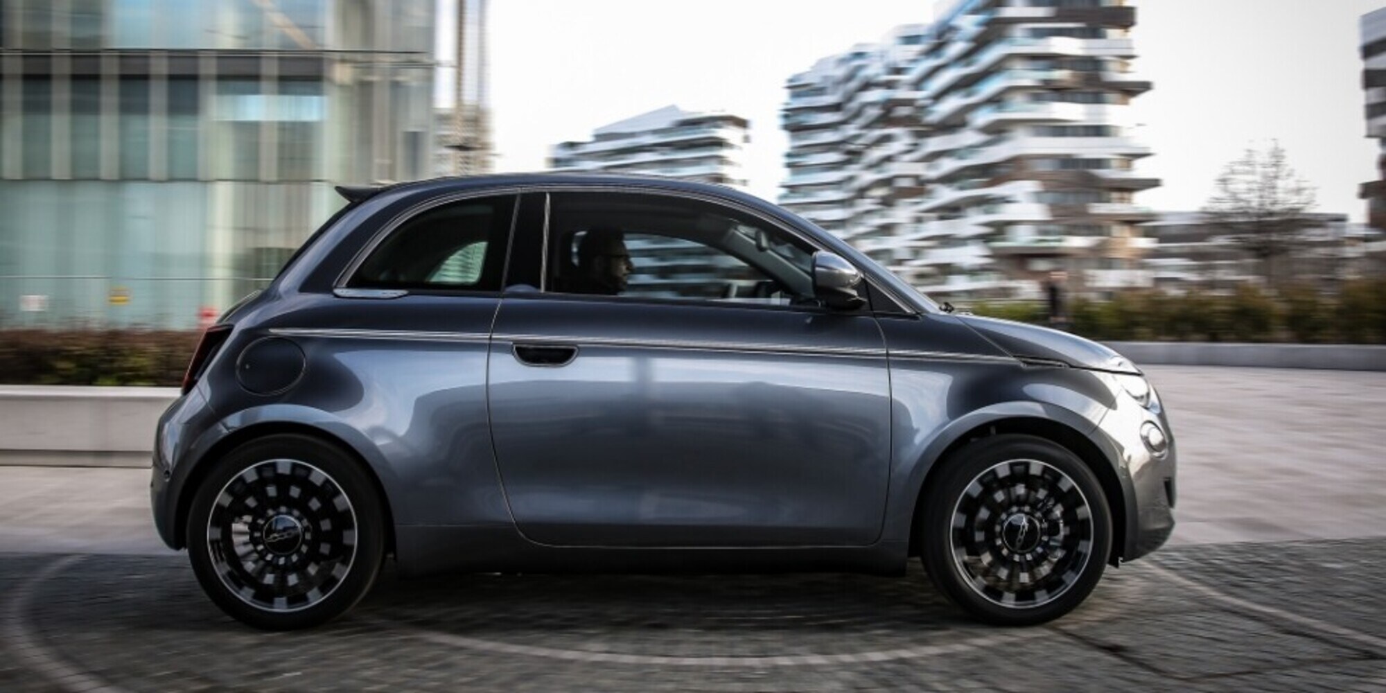 François su Fiat: "Tutti modelli elettrici entro il 2030"