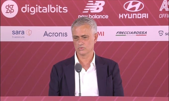 Mourinho: "Voglio la Roma dei romanisti"