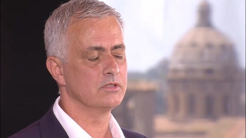 Mourinho: "Il futuro di Dzeko? Non rispondo"