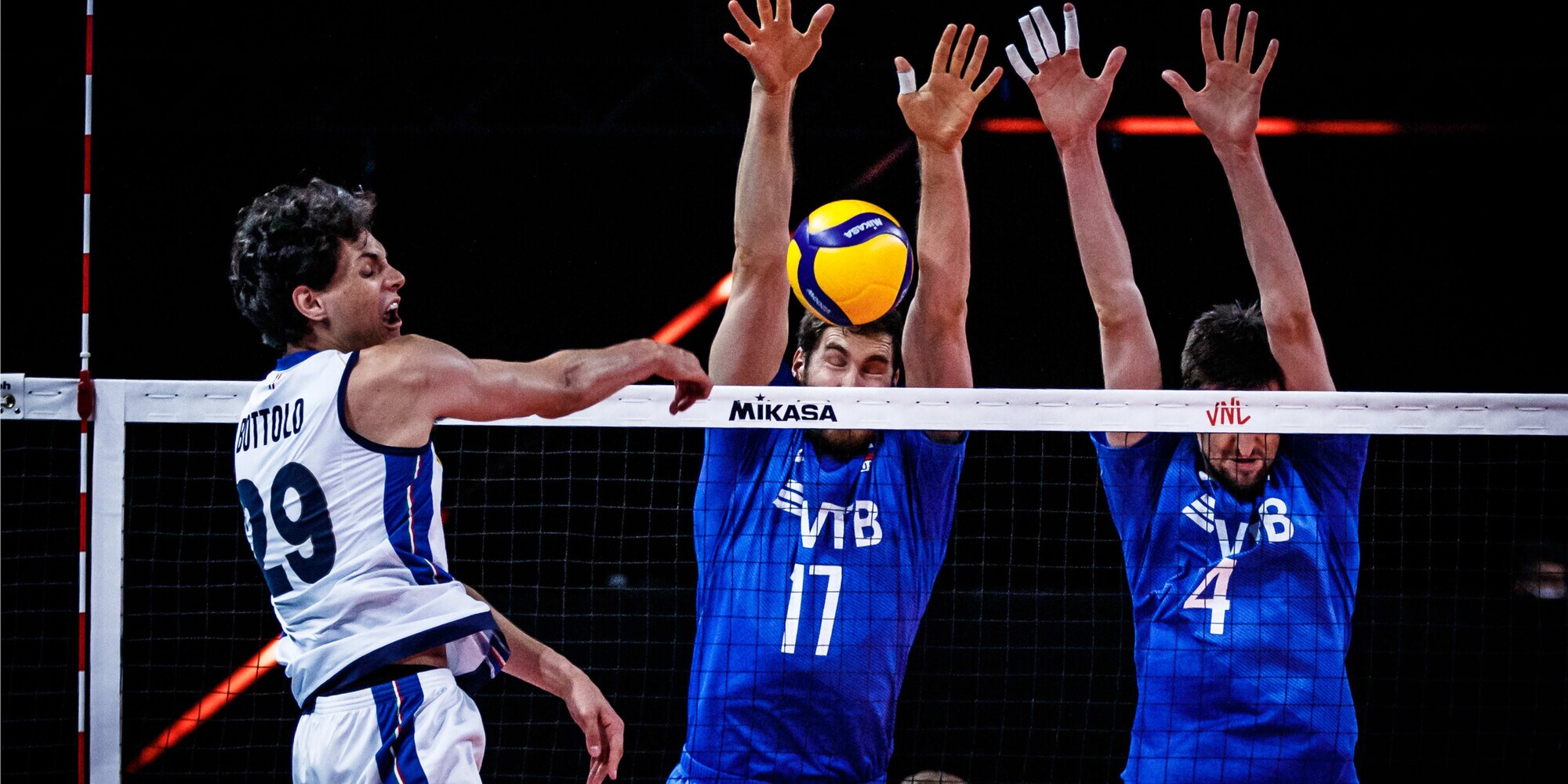 Italia-Argentina con gli spettatori sugli spalti