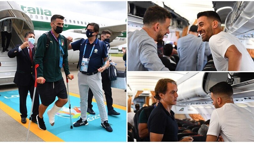L'Italia a Londra per la finale: dall'aereo scende anche Spinazzola