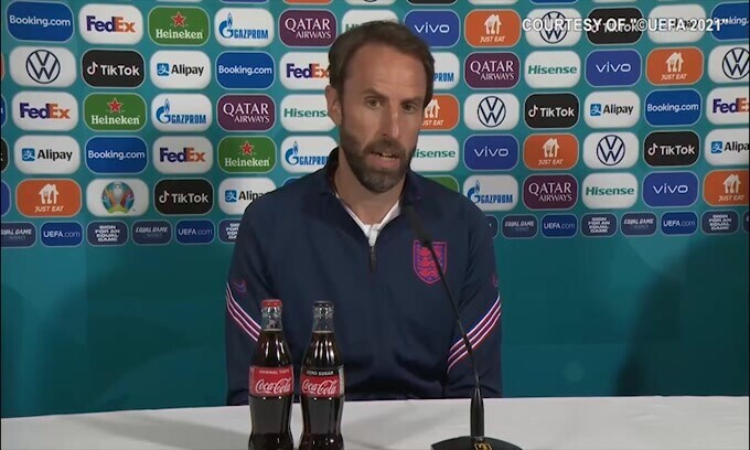 Southgate: "Tifosi, rispettiamo l'inno italiano"