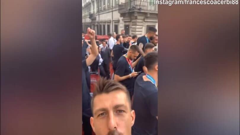 Italia, che festa in giro per Roma!