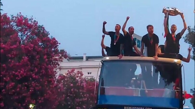 Pullman scoperto, Gravina: "Rispettosi delle istituzioni"