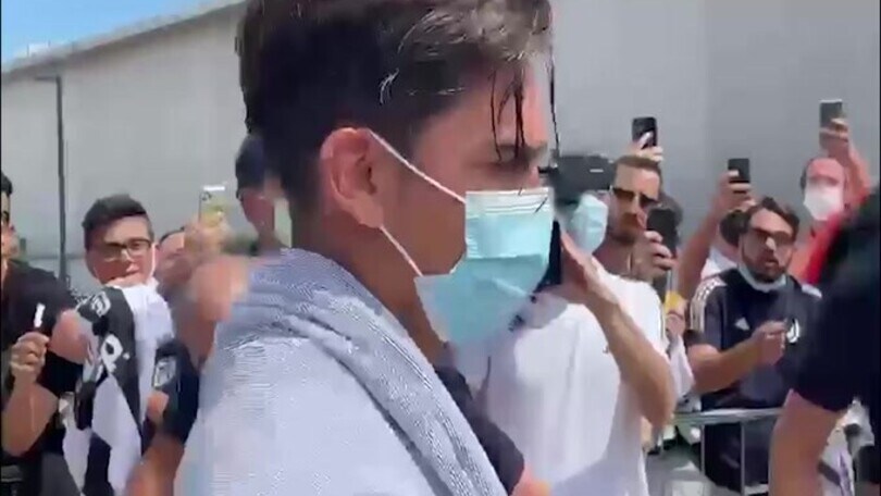 Juve, quanto affetto per Dybala!