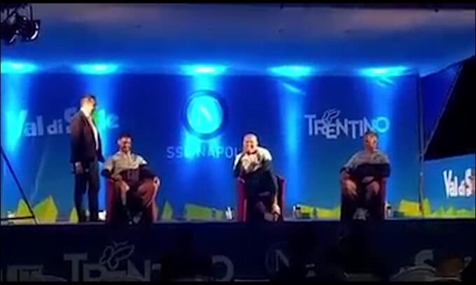 Napoli, Spalletti sul palco lancia il coro dei tifosi