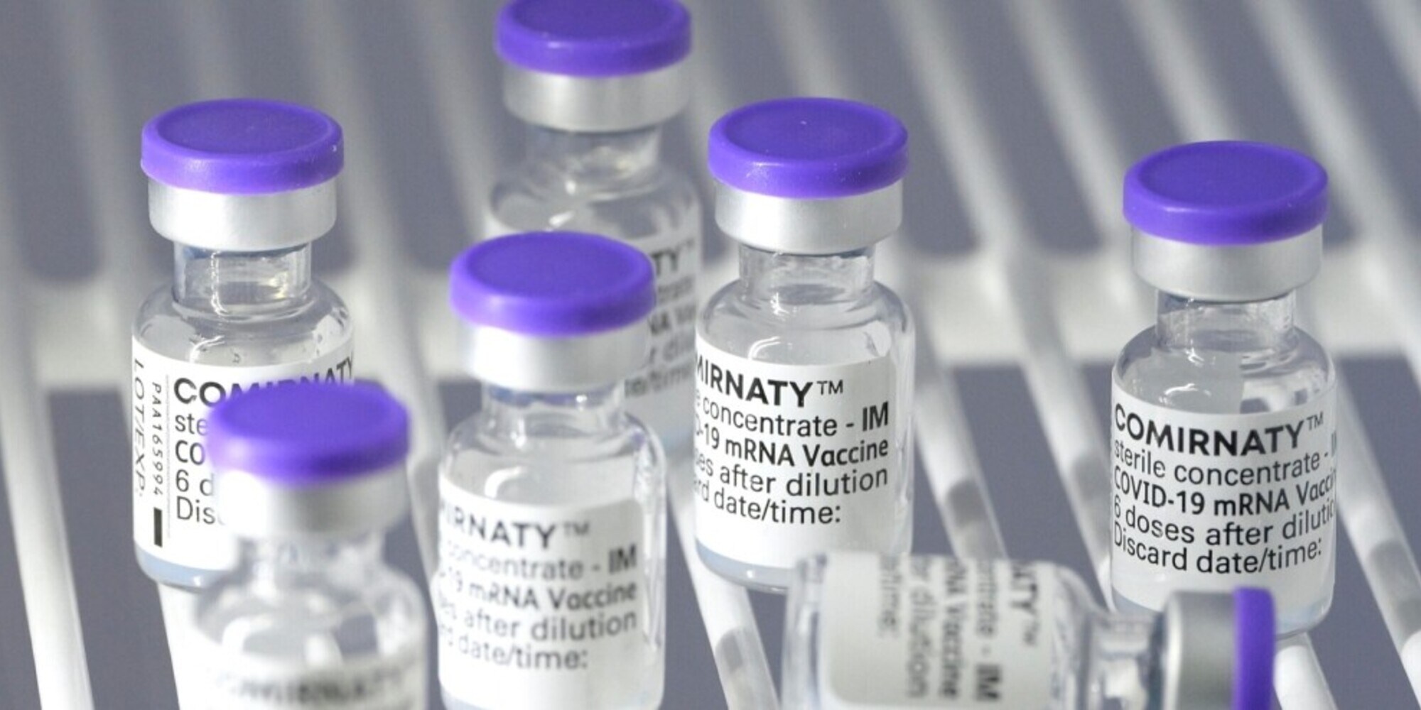 Covid, lo studio: Pfizer e AstraZeneca efficaci contro variante Delta