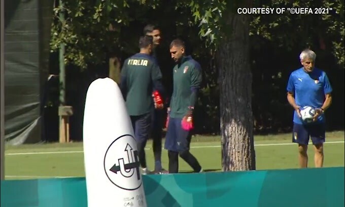 Donnarumma, al PSG ingaggio più basso che al Milan
