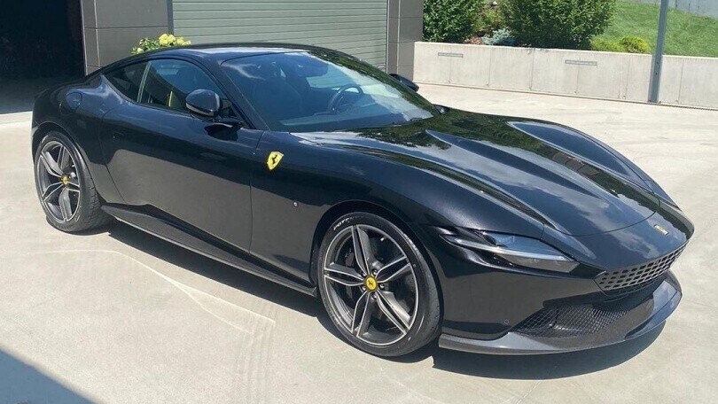 Hamsik compie gli anni: il regalo è una Ferrari Roma