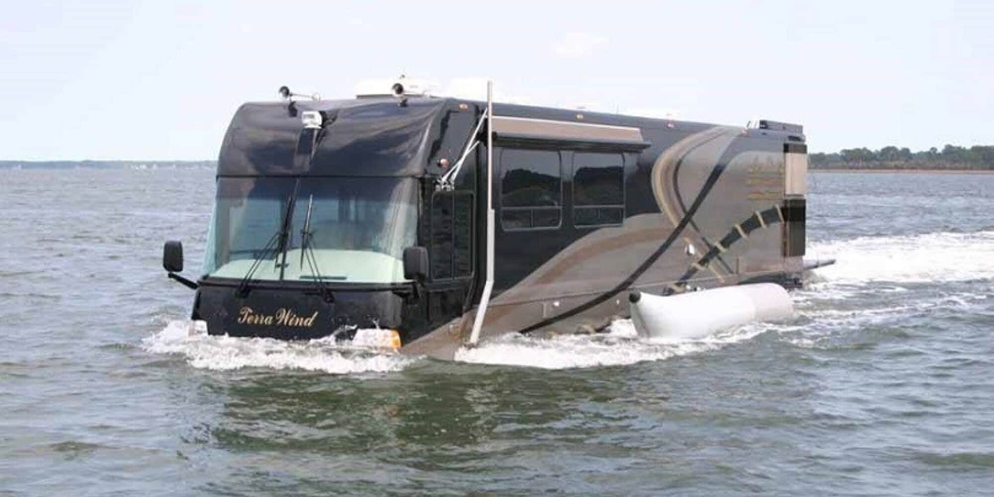 Terra Wind RV, un camper per la strada e...l'acqua! VIDEO