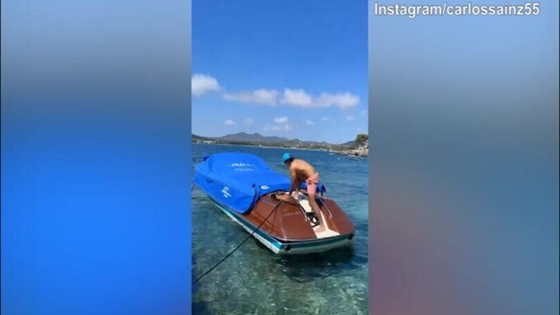 Formula 1, Sainz si rilassa