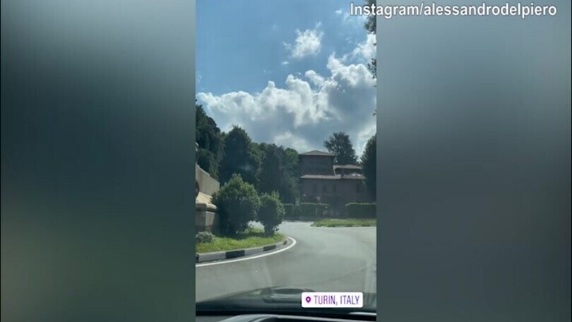 Torino, Alex Del Piero gira per la città