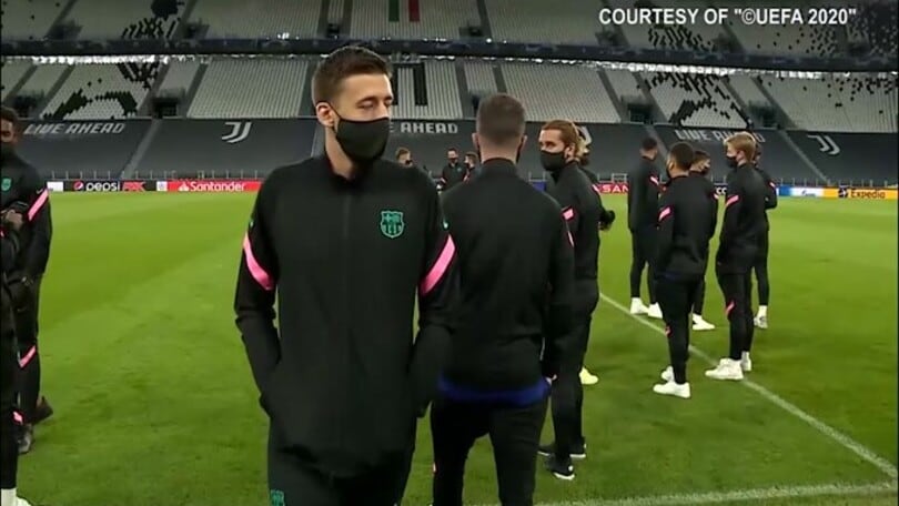 Pjanic alla Juve, Barca con le spalle al muro