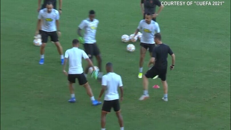 Shakhtar, De Zerbi al centro del torello costretto a correre