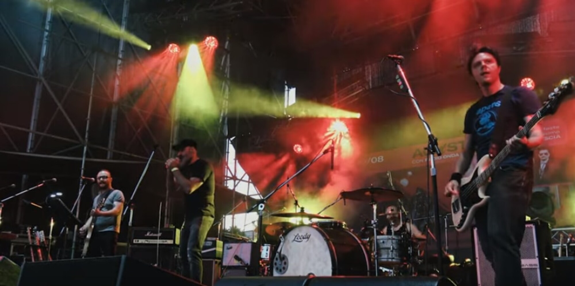 Diego Piccinelli, primo concerto live per l'ultras del Brescia VIDEO
