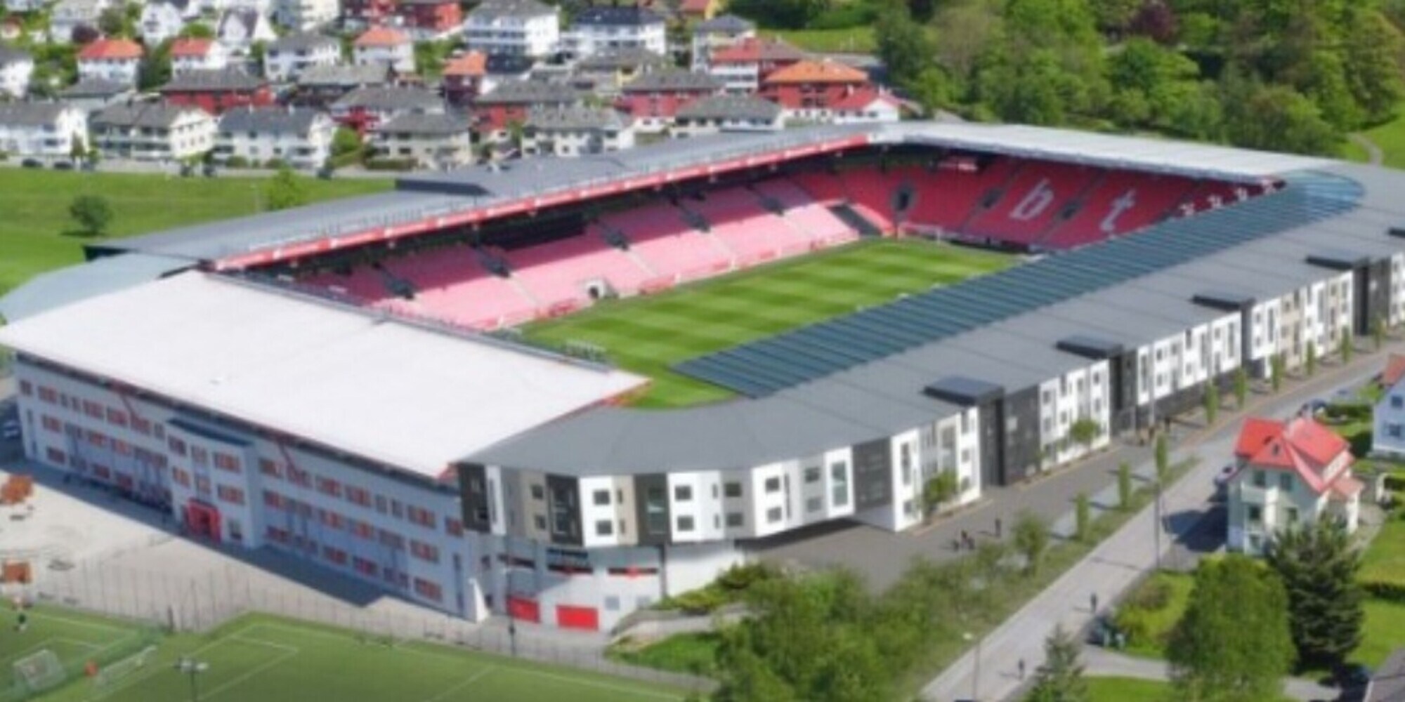 Scandalo in Norvegia: giocatori accusati di uno stupro allo stadio