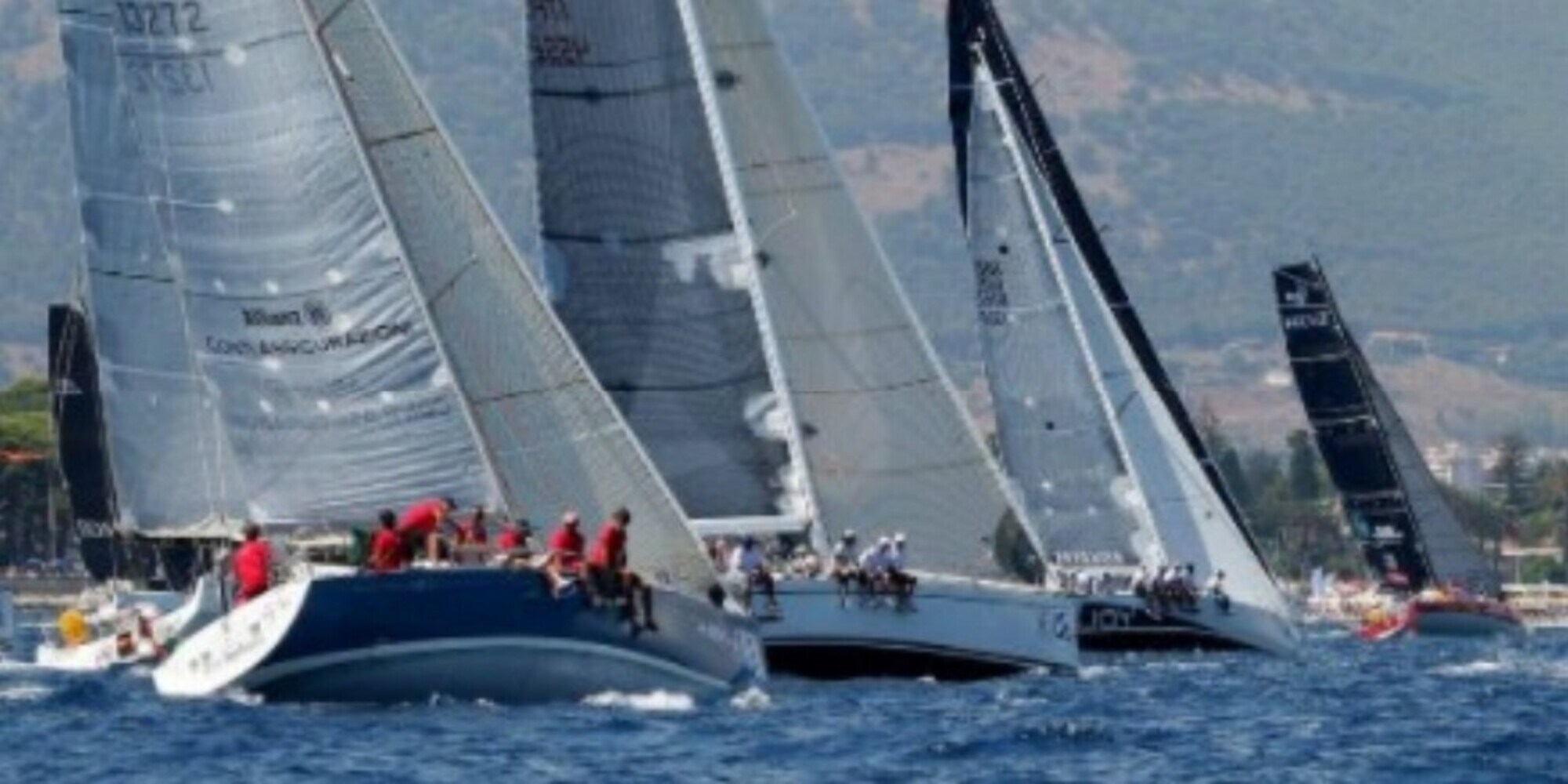 Parte la 16ª edizione della Palermo-Montecarlo: 54 barche al via
