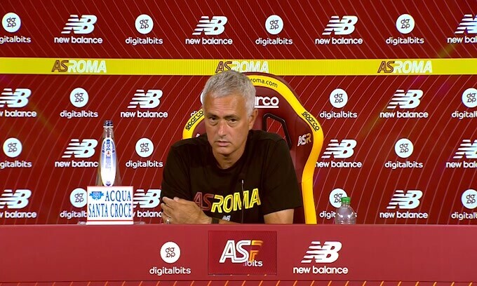 Mourinho: "Florenzi voleva andare al Milan"
