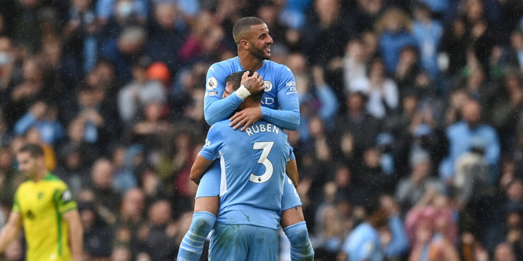 Il Manchester City a valanga sul Norwich. Manè trascina il Liverpool