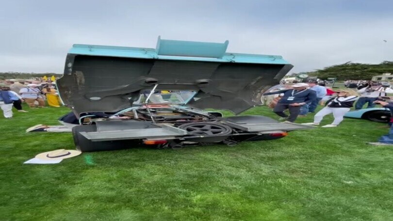 Porsche 917: marcia inserita e... incidente scampato per un soffio!