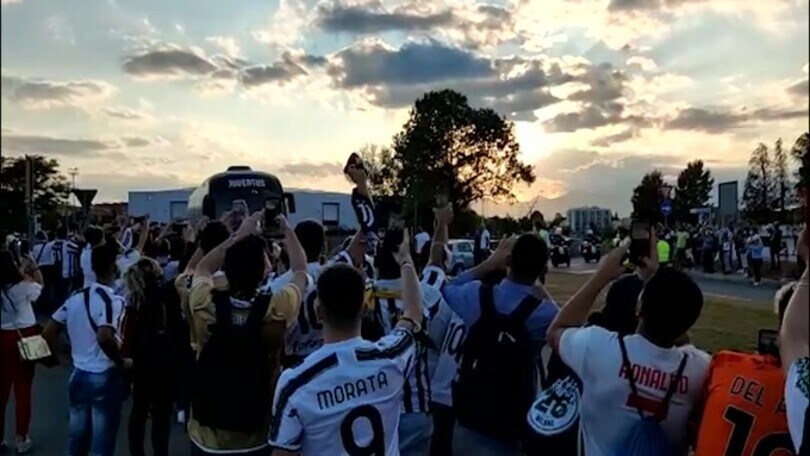 Juve-Empoli: arriva il pullman della Juve