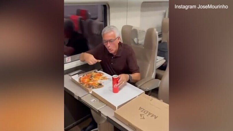 Roma, Josè Mourinho festeggia così la vittoria