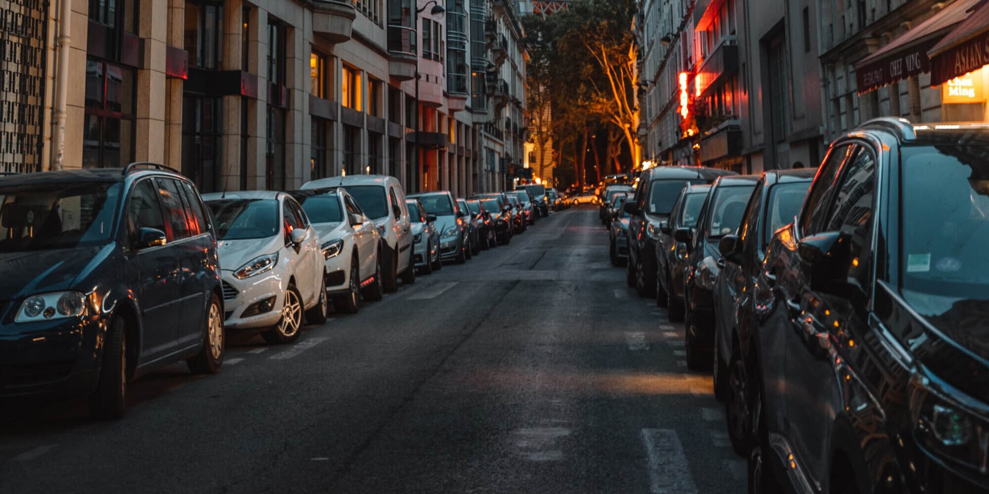 Parigi cambia "marcia": le auto non potranno andare oltre i 30 km/h