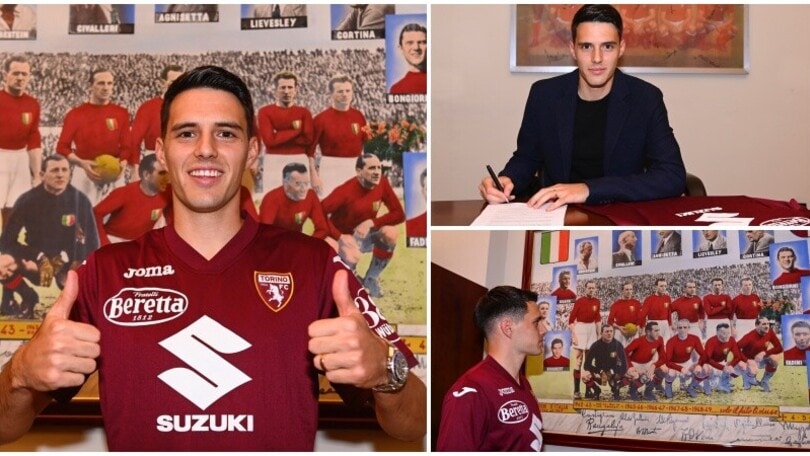 Torino, Brekalo firma e posa con la maglia granata