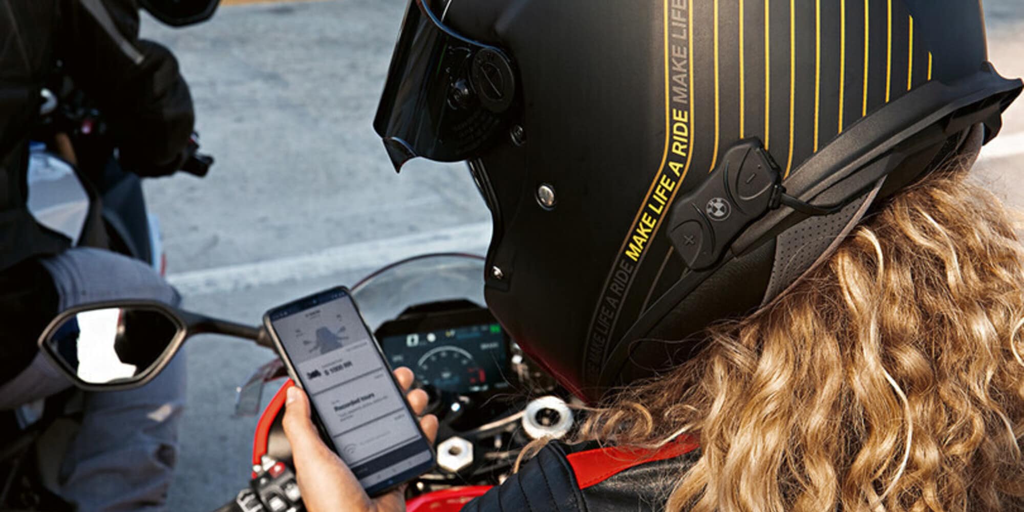 iPhone, possibili danni dalle vibrazioni sulle moto: Apple avverte