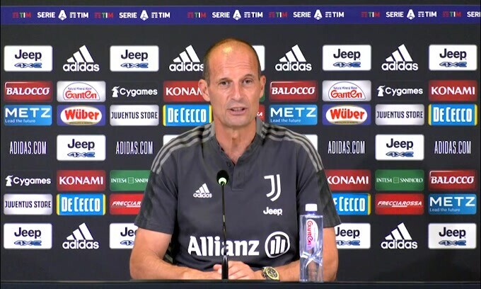 Allegri: "Bonucci? Ogni tanto mi fa arrabbiare"