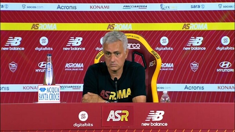 Mourinho: "Reintegrare Santon? Non ci penso"