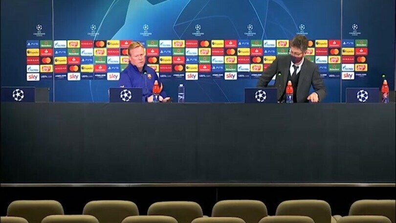 Dalla Spagna: "Barca, se salta Koeman c'è anche Pirlo in lizza"