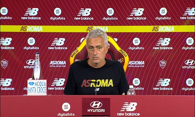 Mourinho: "Non ci deprimiamo per una sconfitta"