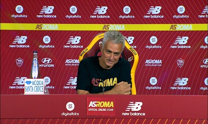 Mourinho: "Derby? Gara bella da preparare"