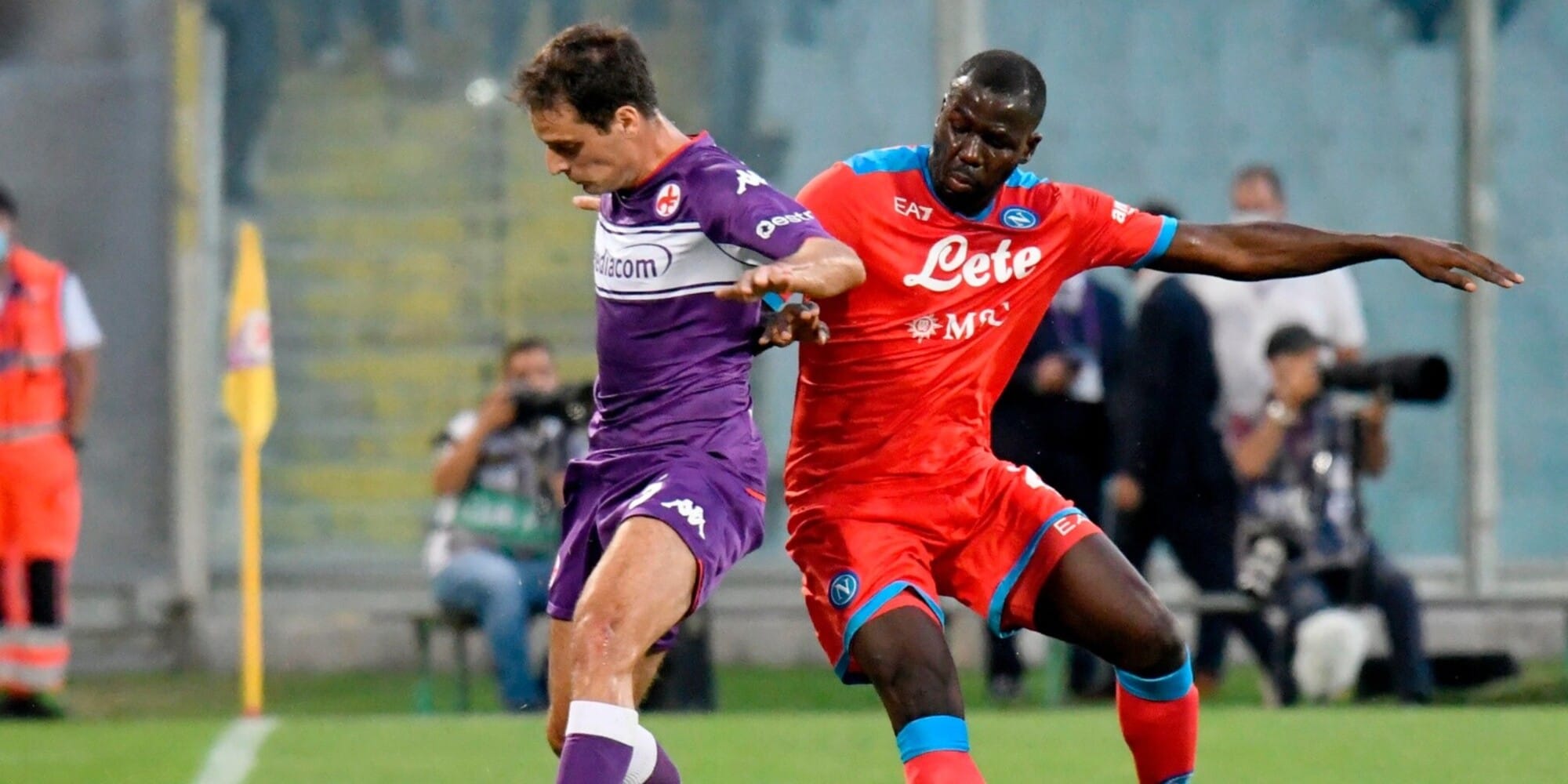 Koulibaly, maglia in regalo al tifoso razzista: ma a una condizione