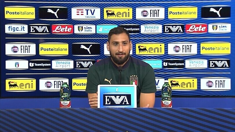 Donnarumma: "Milano luogo del cuore, San Siro non sia ostile"