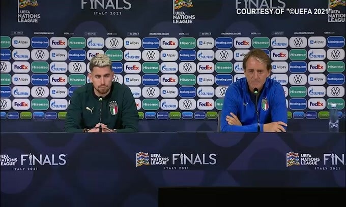 Mancini sul caso Pandora Papers: "Magari domani porterò i soldi chissà dove.."