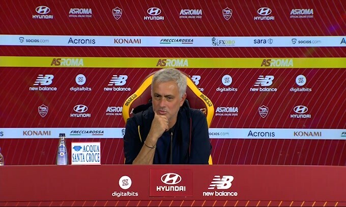 Mourinho su Villar: "E' convocato, avrà le su chance"
