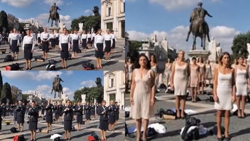 Roma, le ex hostess di Alitalia si spogliano: il flash mob
