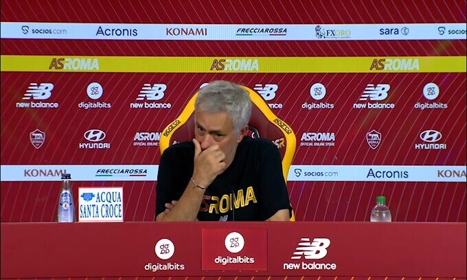 Mourinho duro: "Non sono uno stro***o"