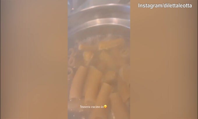 Diletta Leotta, super cuoca ai fornelli!
