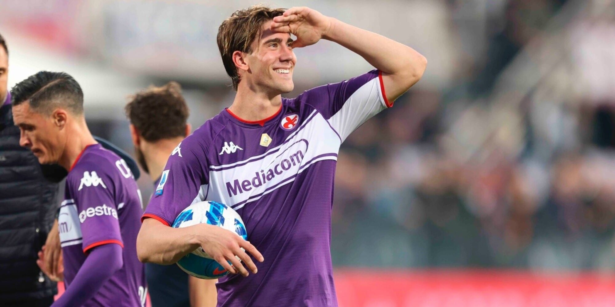 Vlahovic show, tris Fiorentina! L'Empoli aggancia la Juve, pari Genoa