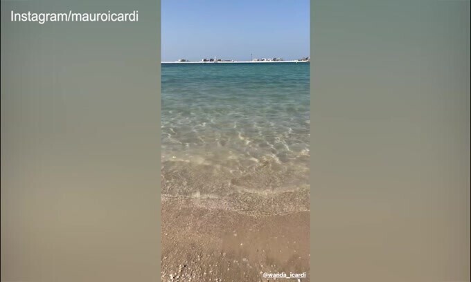 Mauro Icardi e Wanda Nara, pomeriggio al mare
