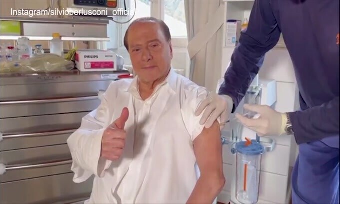 Covid.19, Berlusconi riceve la terza dose del vaccino