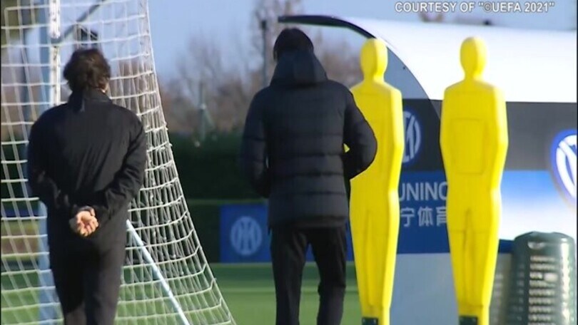 Inter, Inzaghi-Sanchez lungo colloquio in allenamento