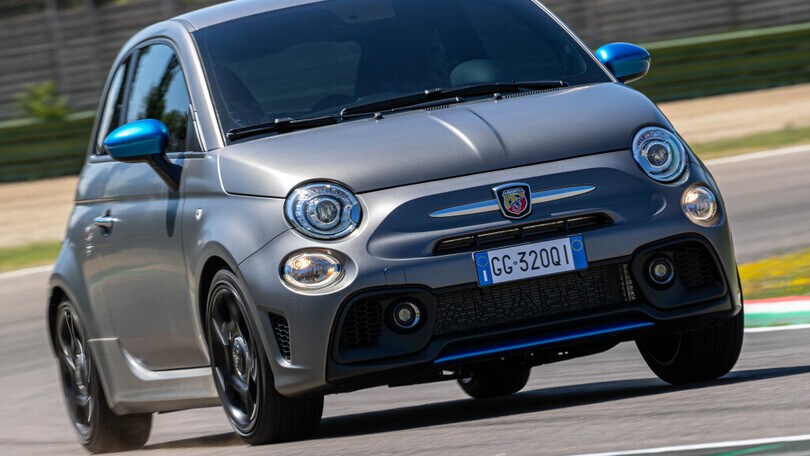 Abarth F595, la più cattiva alla prova su strada