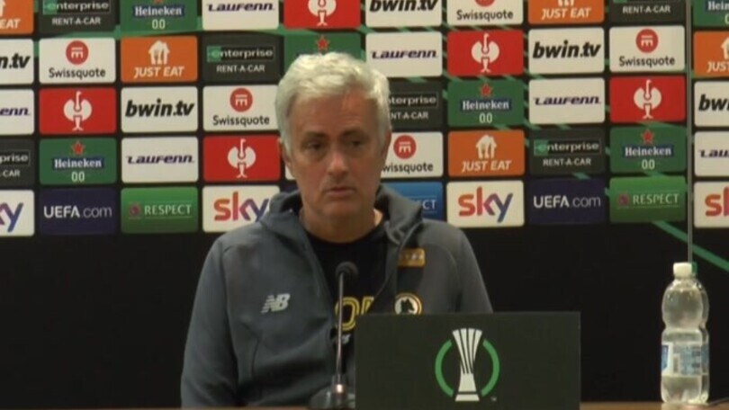Mourinho: "Mkhitaryan ora in campo è al posto giusto"