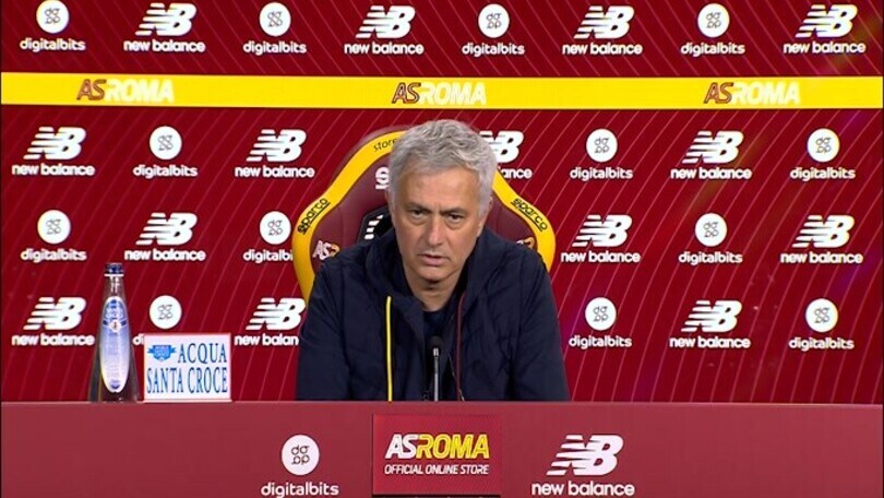 Mourinho: "Quarto posto? Ci siamo anche noi"