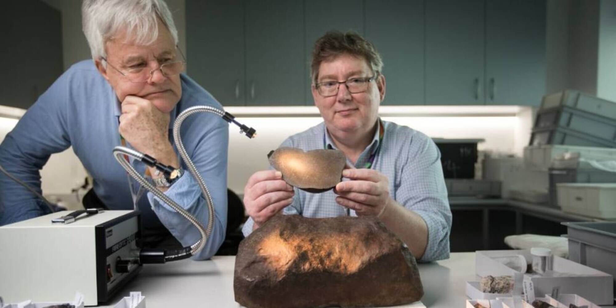 Conserva una pietra pensando sia oro invece è un meteorite